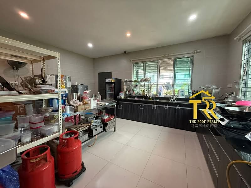 Semi-Detached House for Sale in Kuching (Sarawak) - Alfred Chua - Kitchen - PropertyGuru.com.my
