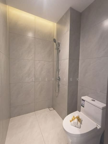 Service Residence for Sale at CTC SkyOne @ Bukit Chagar - Peter Kek - Bathroom - PropertyGuru.com.my
