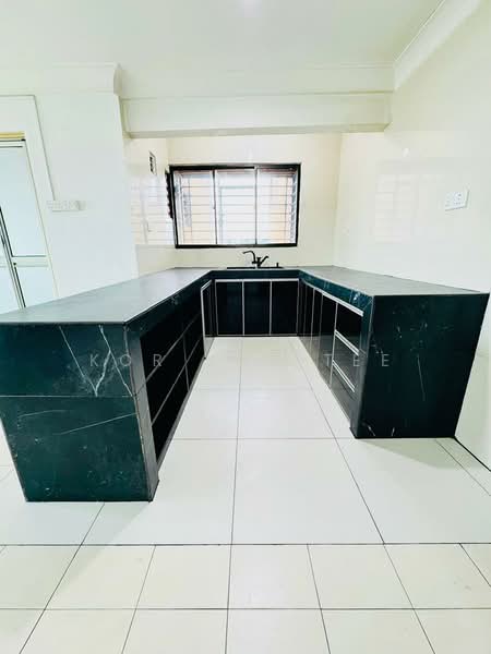 Apartment for Rent at Vistaria - Kor Kok Tee - Kitchen - PropertyGuru.com.my