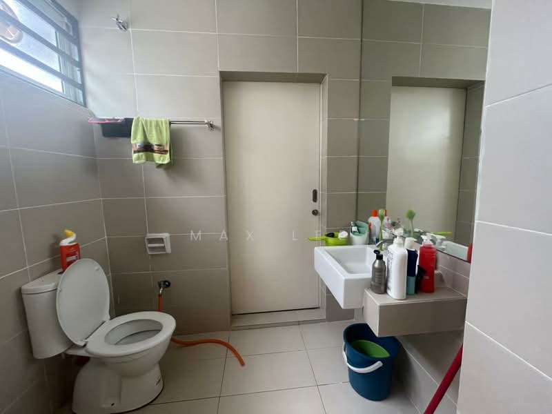 3-storey Terraced House for Sale in Bandar Mahkota Cheras (Cheras) - Max Lee - Bathroom - PropertyGuru.com.my