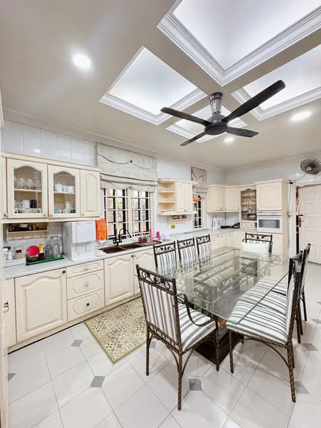 Bungalow for Sale in Taman Nong Chik (Johor Bahru) - Hanif Najmi - Kitchen - PropertyGuru.com.my