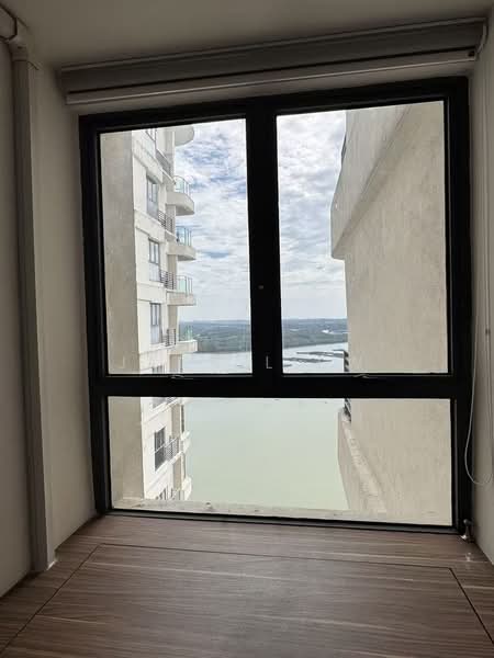 Lovell @ Country Garden Danga Bay untuk Untuk Dijual - RM 1,080,000, Apr 2026 - View - PropertyGuru.com.my