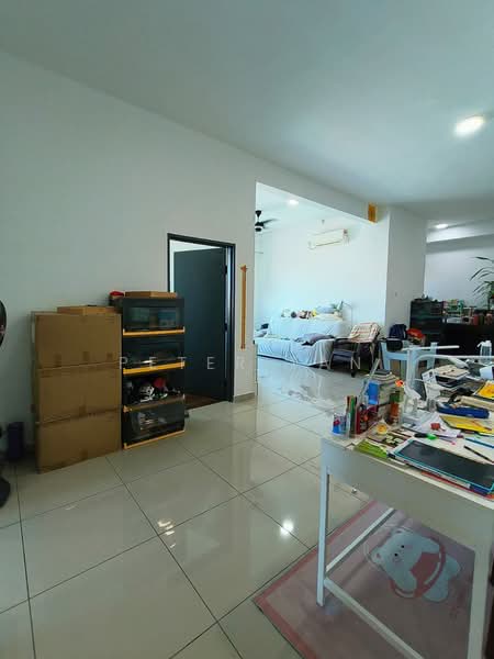Service Residence for Sale at D'carlton (Residensi Seri Mega) - Peter Tan - Living Room - PropertyGuru.com.my