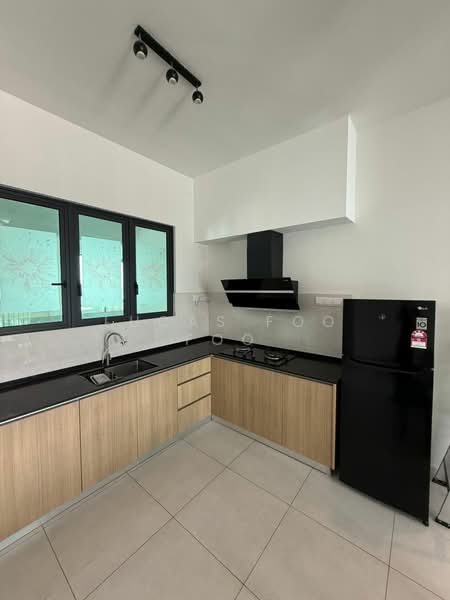 Condominium for Rent at 3 Residence - Lucas Foo - Kitchen - PropertyGuru.com.my