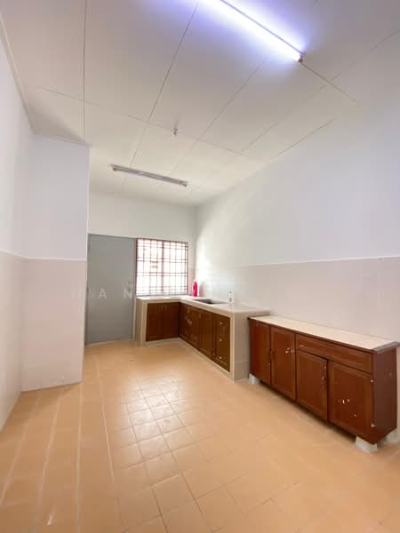 Terraced House for Sale in Pasir Gudang (Johor) - Hanif Najmi - Kitchen - PropertyGuru.com.my