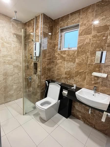 Service Residence for Rent at Paragon Residences @ Straits View - Poul Sng - Bathroom - PropertyGuru.com.my
