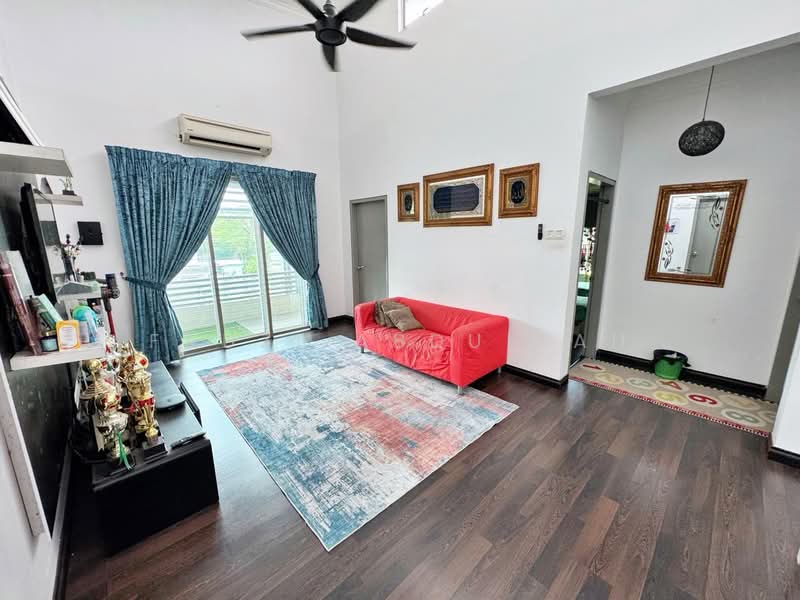 Terraced House for Sale in TTDI Grove (Kajang) - Fauzi Abdullah - Living Room - PropertyGuru.com.my