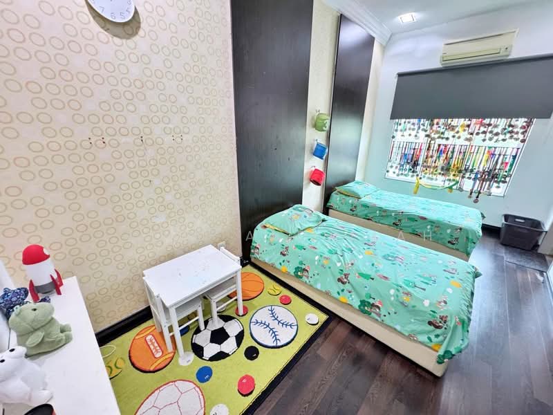 Terraced House for Sale in TTDI Grove (Kajang) - Fauzi Abdullah - Bedroom - PropertyGuru.com.my