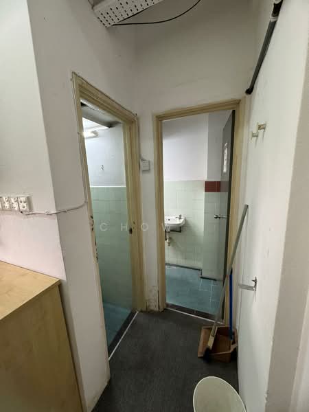 Shop / Office for Rent in Taman Rasa Sayang Prima (Cheras) - Chow . - Interior - PropertyGuru.com.my