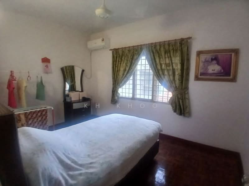 Apartment for Sale at Fairville - KH Khoo - Bedroom - PropertyGuru.com.my