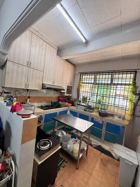 Taman Kempas Indah untuk Untuk Dijual - RM 560,000, Apr 2026 - Kitchen - PropertyGuru.com.my