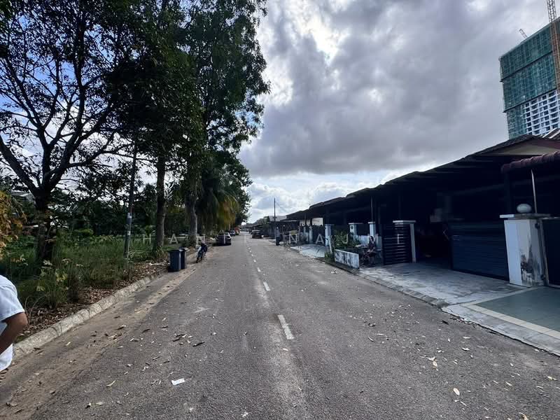 Taman Kempas Indah untuk Untuk Dijual - RM 560,000, Apr 2026 - Exterior - PropertyGuru.com.my