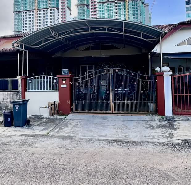 Taman Kempas Indah untuk Untuk Dijual - RM 560,000, Apr 2026 - Exterior - PropertyGuru.com.my