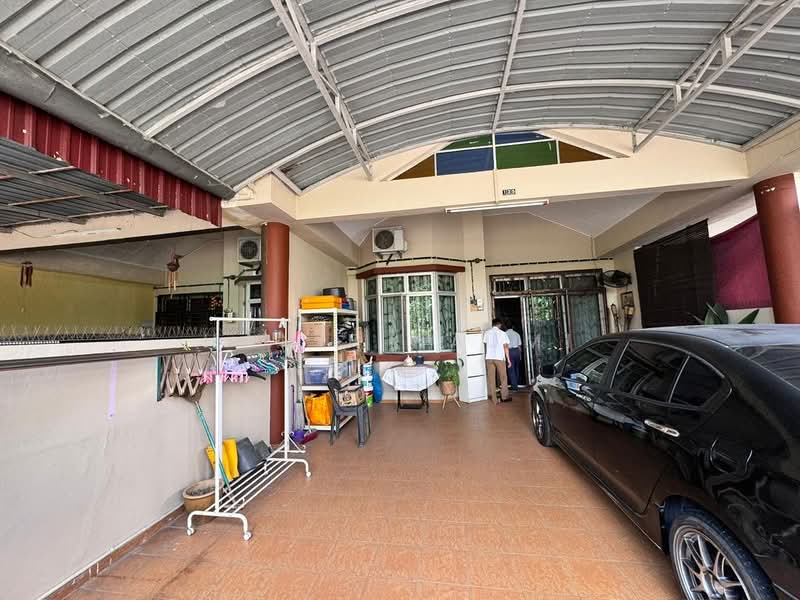 Taman Kempas Indah untuk Untuk Dijual - RM 560,000, Apr 2026 - Exterior - PropertyGuru.com.my