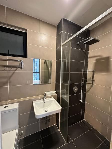 Service Residence for Rent at D'Pristine - Hidayah . - Bathroom - PropertyGuru.com.my