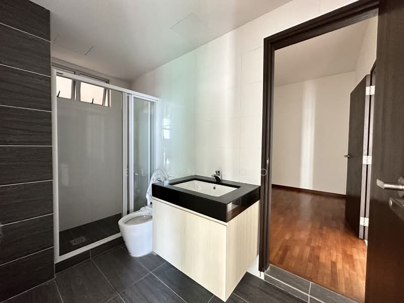 Service Residence for Sale at Molek Pulai - Eliin Loo - Bathroom - PropertyGuru.com.my