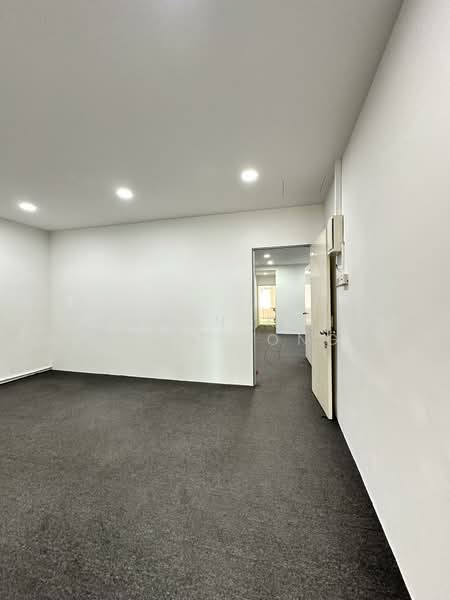Office for Rent in Taman Bukit Piatu Mutiara (Bukit Baru) - Edwin Koh Hock Yong - Interior - PropertyGuru.com.my