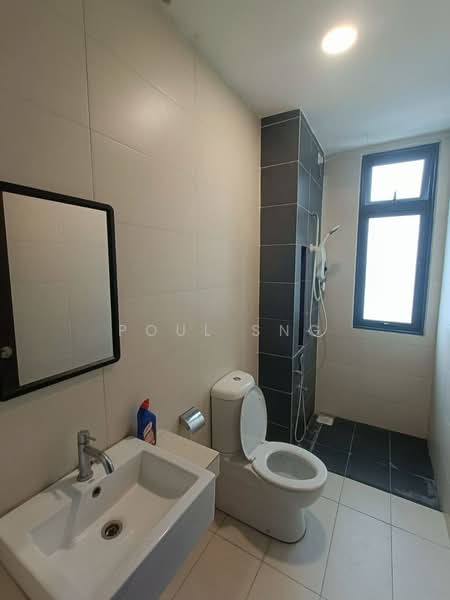 Service Residence for Sale at 8Scape Residence @ Sutera - Poul Sng - Bathroom - PropertyGuru.com.my