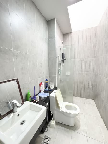 Terraced House for Sale in Johor Bahru (Johor) - Alan Ler - Bathroom - PropertyGuru.com.my