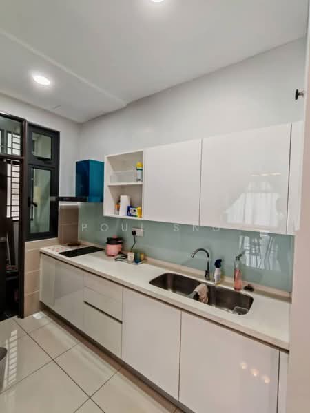 Service Residence for Rent at 8Scape Residence @ Sutera - Poul Sng - Kitchen - PropertyGuru.com.my