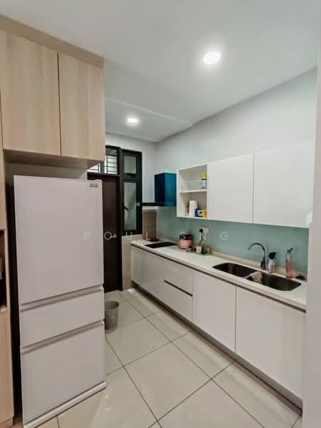 Service Residence for Rent at 8Scape Residence @ Sutera - Poul Sng - Kitchen - PropertyGuru.com.my