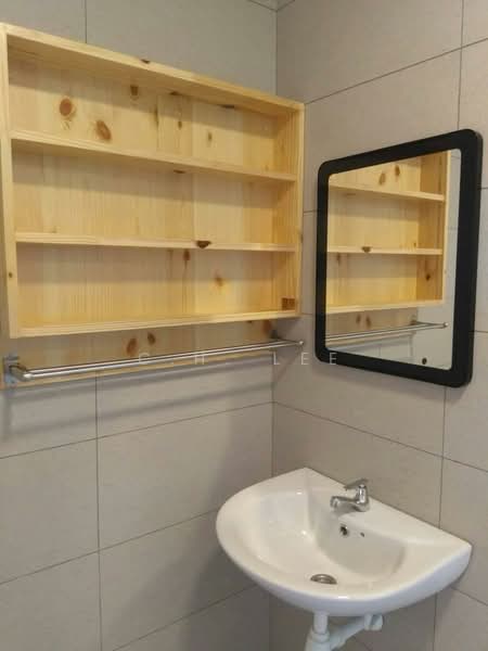 Service Residence for Rent at Woodsbury Suites - C.H. Lee - Bathroom - PropertyGuru.com.my