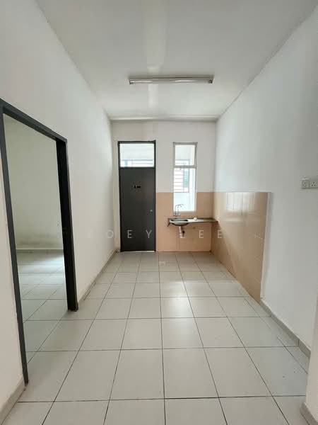 2-storey Terraced House for Sale in Iskandar Puteri (Nusajaya) (Johor) - Zoey Lee - Kitchen - PropertyGuru.com.my