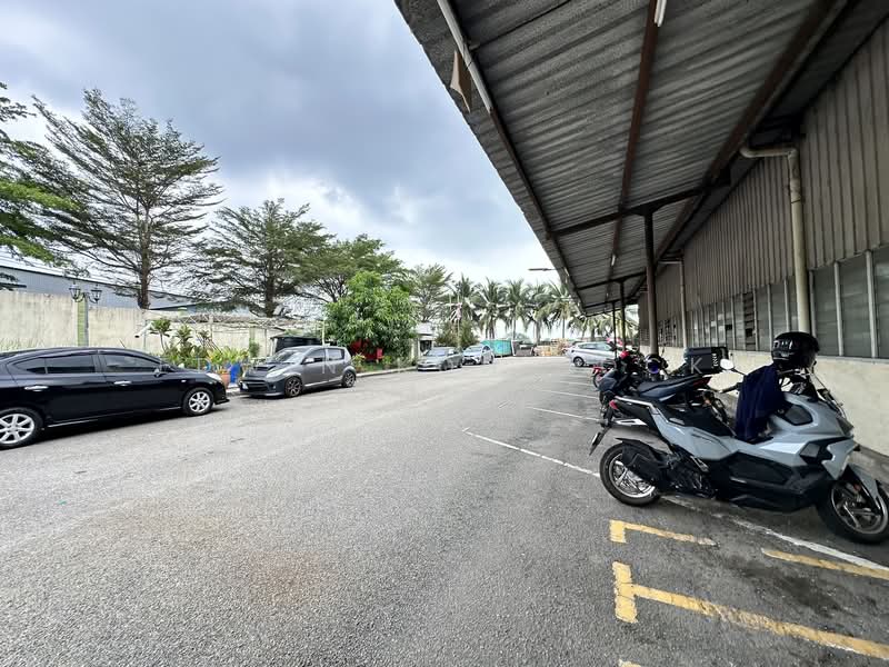 Factory for Sale in Bukit Rambai (Melaka) - Edwin Koh Hock Yong - Exterior - PropertyGuru.com.my