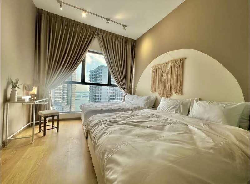 Condominium for Sale at Bay Point @ Country Garden Danga Bay - Evelyn Heng - Bedroom - PropertyGuru.com.my