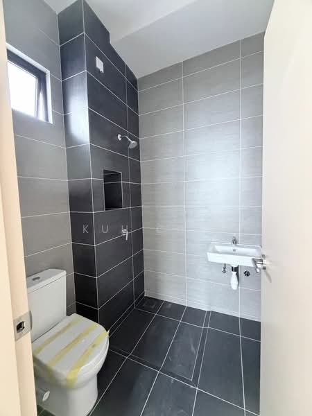 2-storey Terraced House for Sale in Bandar Dato Onn (Tebrau) - Kuu Chin - PropertyGuru.com.my