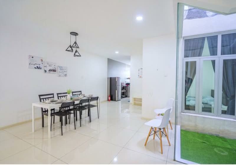 Paragon 150 untuk Untuk Dijual - RM 748,000, Apr 2026 - Dining Room - PropertyGuru.com.my