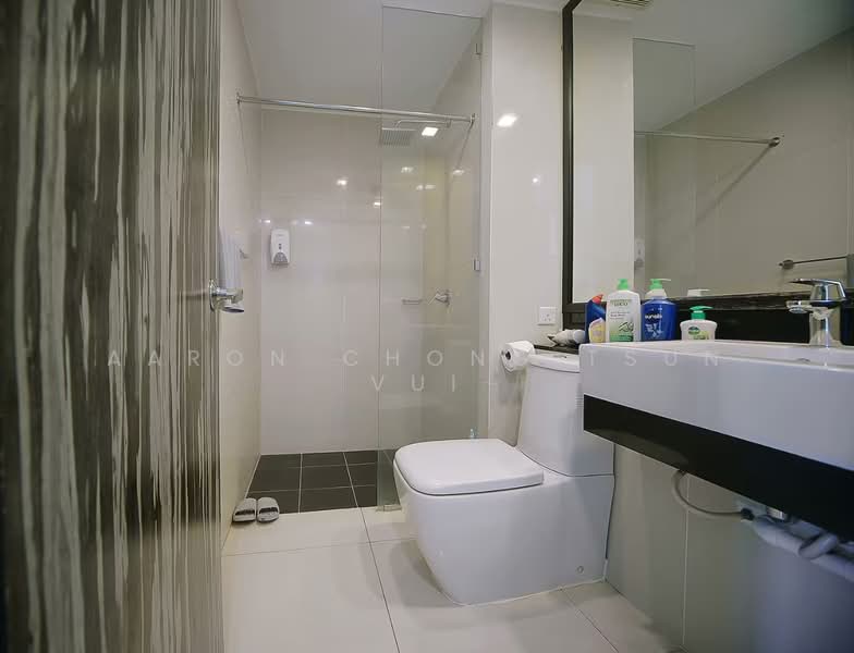 Service Residence for Rent at Sky Suite @ Kota Kinabalu - Aaron Chong Tsun Vui - Bathroom - PropertyGuru.com.my