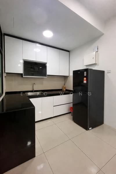 Austin Regency (Pangsapuri Austin Perdana) untuk Untuk Disewa - RM 1,850 /bulan, Apr 2026 - Kitchen - PropertyGuru.com.my