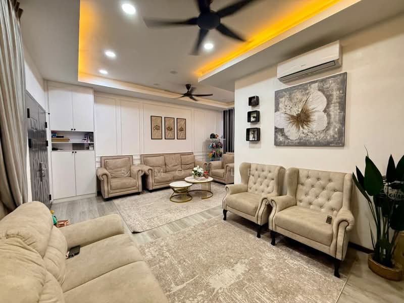 1-storey Terraced House for Sale in Pandamaran (Klang) - Simon Lee - Living Room - PropertyGuru.com.my