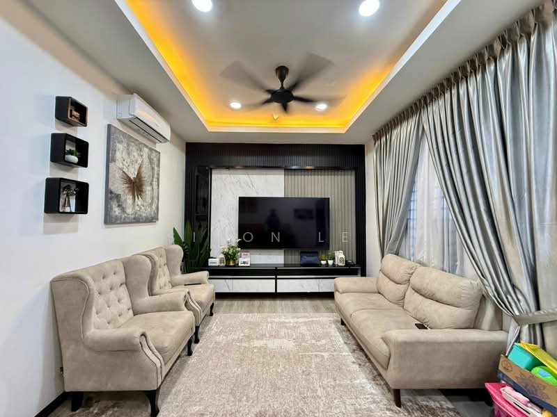 1-storey Terraced House for Sale in Pandamaran (Klang) - Simon Lee - Living Room - PropertyGuru.com.my
