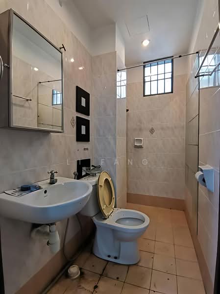 Sunrise Garden Condominium untuk Untuk Dijual - RM 460,000, Apr 2026 - Bathroom - PropertyGuru.com.my