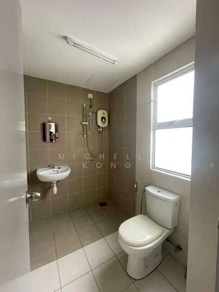 Pangsapuri untuk Dijual di Impian Titanium - Michelle Kong - Bathroom - PropertyGuru.com.my