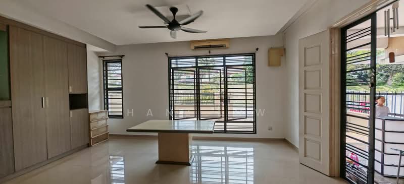 3-storey Terraced House for Rent in Puchong (Selangor) - Hanz Low - Living Room - PropertyGuru.com.my