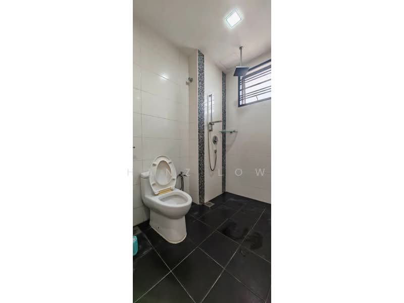 3-storey Terraced House for Rent in Puchong (Selangor) - Hanz Low - Bathroom - PropertyGuru.com.my