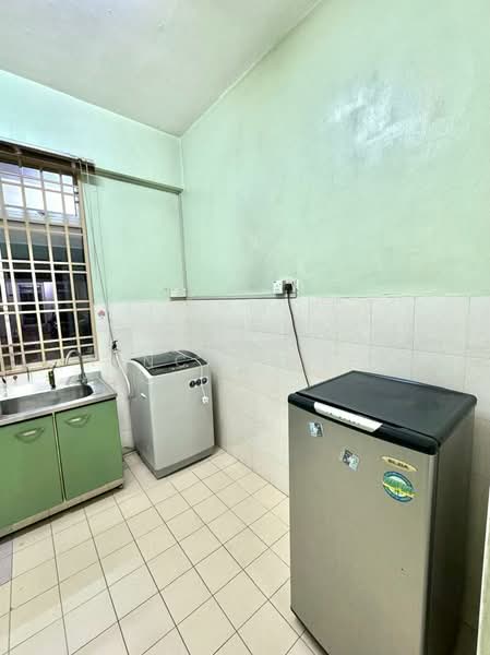 Kondominium untuk Disewa di Nusavilla - Vincent Tea - Kitchen - PropertyGuru.com.my
