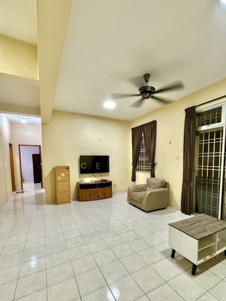Kondominium untuk Disewa di Nusavilla - Vincent Tea - Living Room - PropertyGuru.com.my