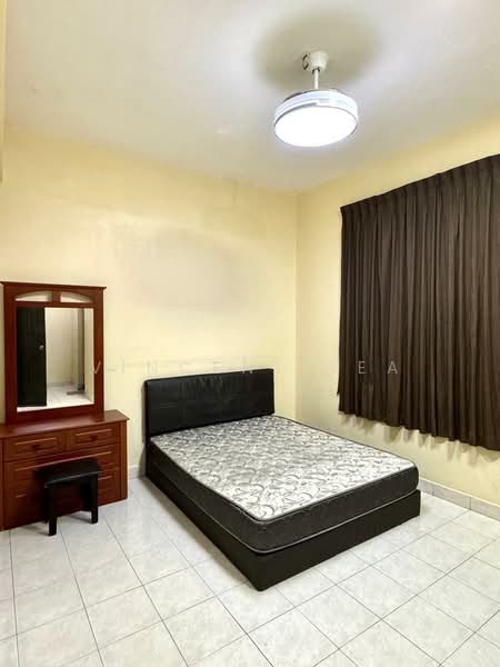 Kondominium untuk Disewa di Nusavilla - Vincent Tea - Bedroom - PropertyGuru.com.my