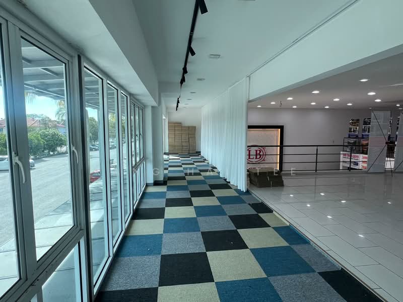 Shop / Office for Rent in Seremban 2 (Negeri Sembilan) - Kang Hai Tee - Corridor - PropertyGuru.com.my