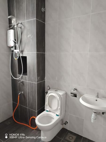 2-storey Terraced House for Rent in Straits View (Johor Bahru) - Seiya Liang - Bathroom - PropertyGuru.com.my