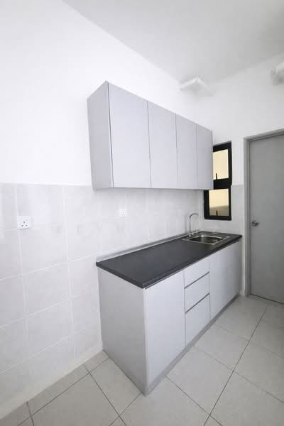 Service Residence for Sale at Residensi Emas - Keyn Aziz - Kitchen - PropertyGuru.com.my