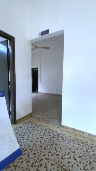 Commercial Bungalow for Rent in Taman Stulang Laut (Johor Bahru) - Leen Lai - Interior - PropertyGuru.com.my