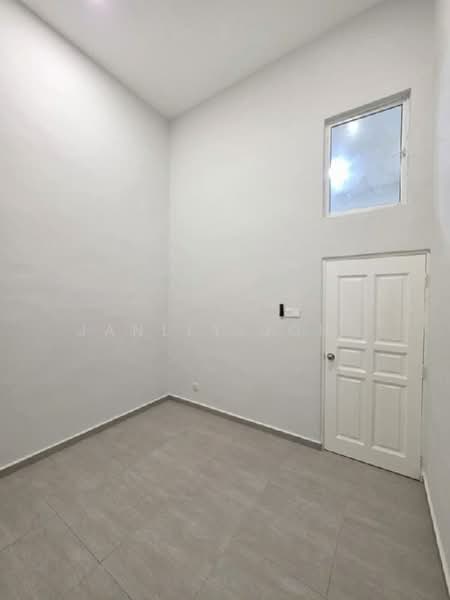 1-storey Terraced House for Sale in Taman Perling (Perling) - Janlly Jong - Interior - PropertyGuru.com.my