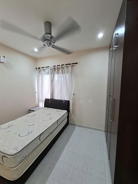 Kondominium untuk Dijual di Alpine Tower - Li Fang - Bedroom - PropertyGuru.com.my