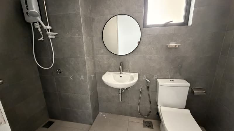Condominium for Rent at LSH33 - Kathy Yap - Bathroom - PropertyGuru.com.my