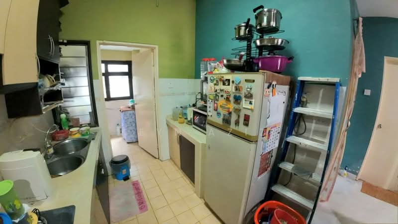 Townhouse for Sale in Alam Damai (Cheras) - Keyn Aziz - Kitchen - PropertyGuru.com.my